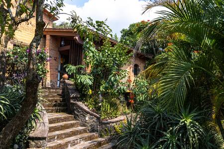 Cabin Getaway in Tepoztlán Hills