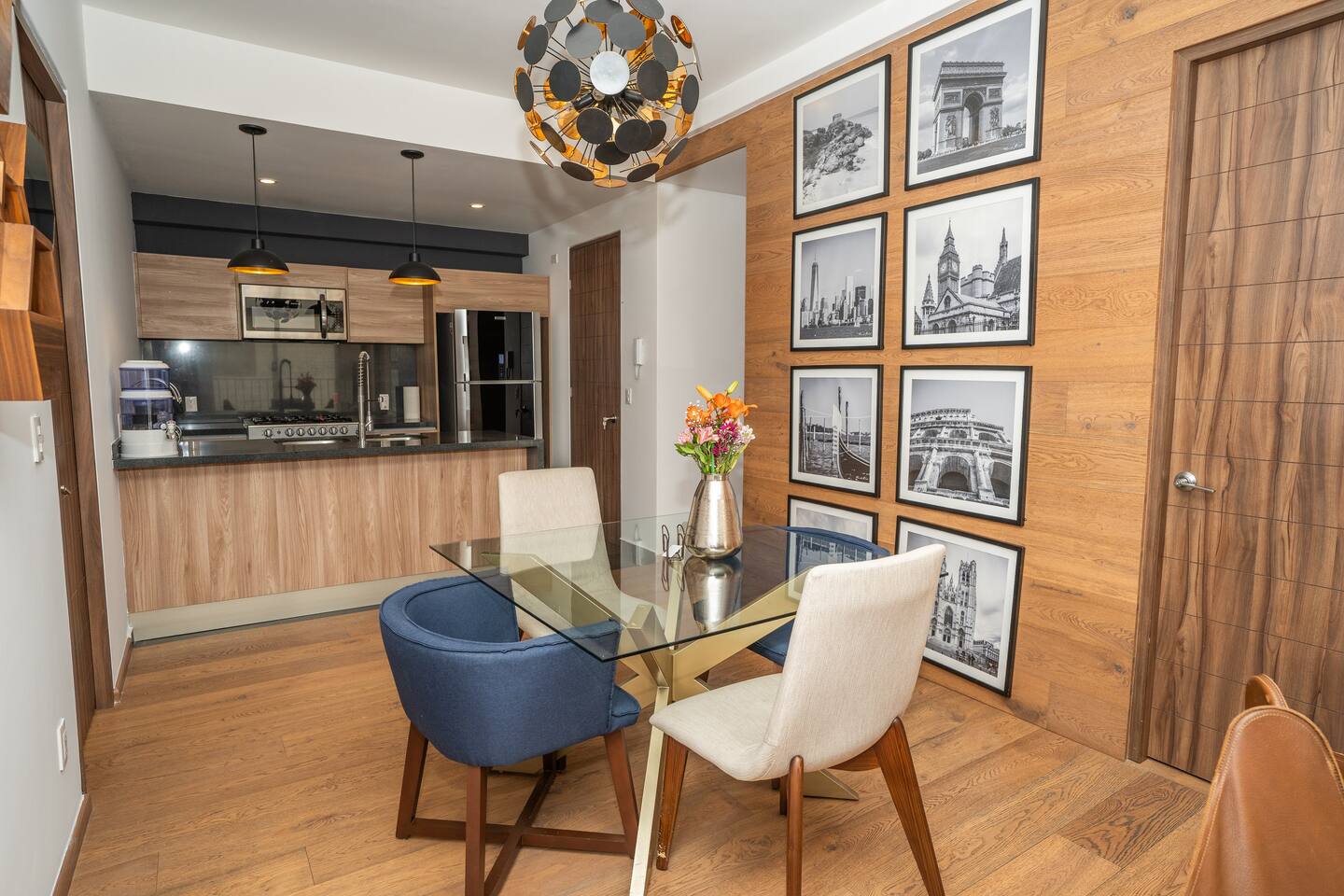 Modern 2BR/2BA with Gym & Pool in Roma Norte