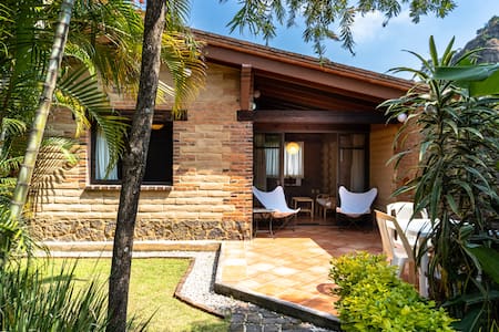 Tepoztlán Cabin with Mountain Views